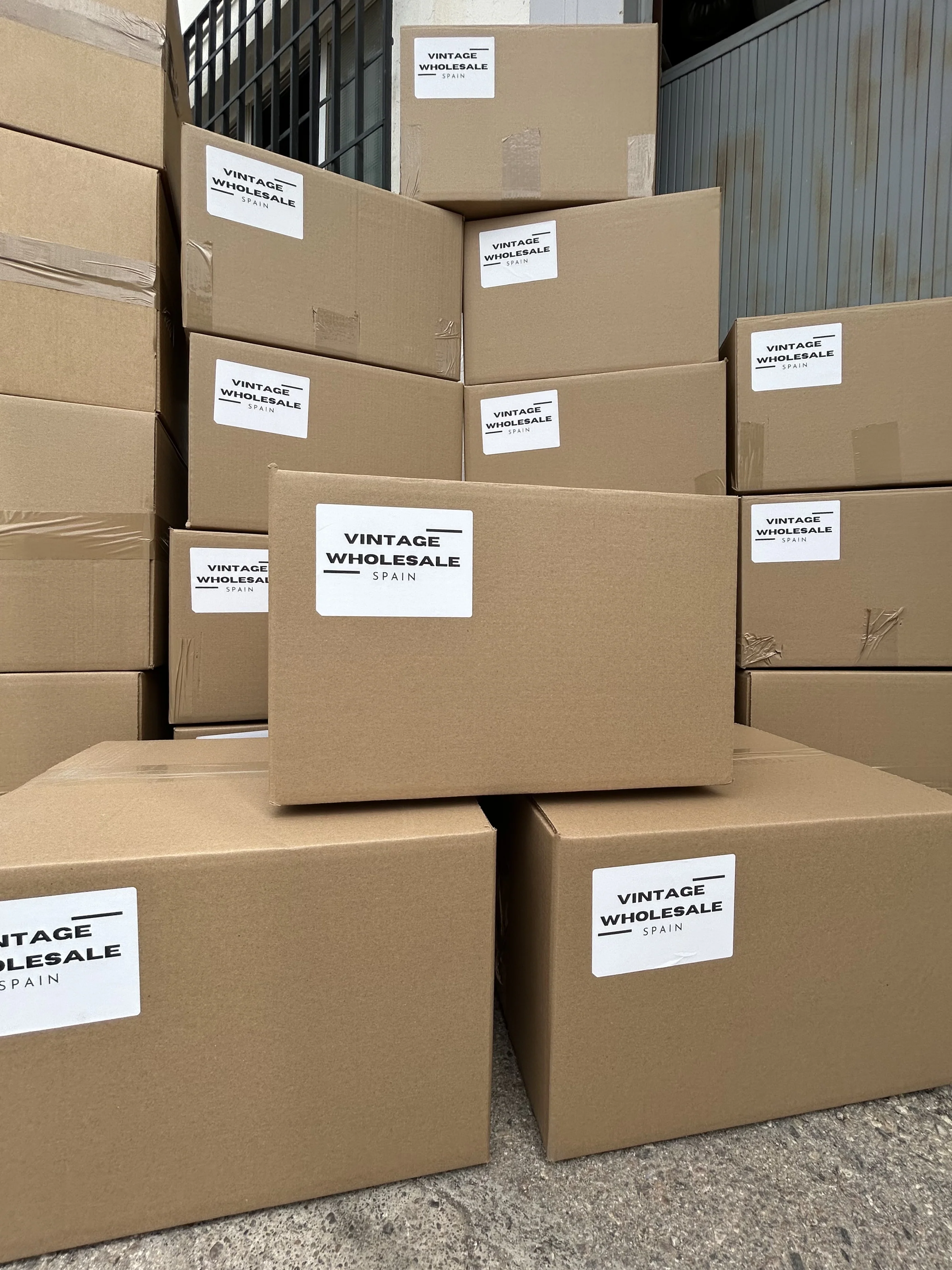 CAJA SORPRESA - GANA UN VIAJE POR EUROPA - Image 3