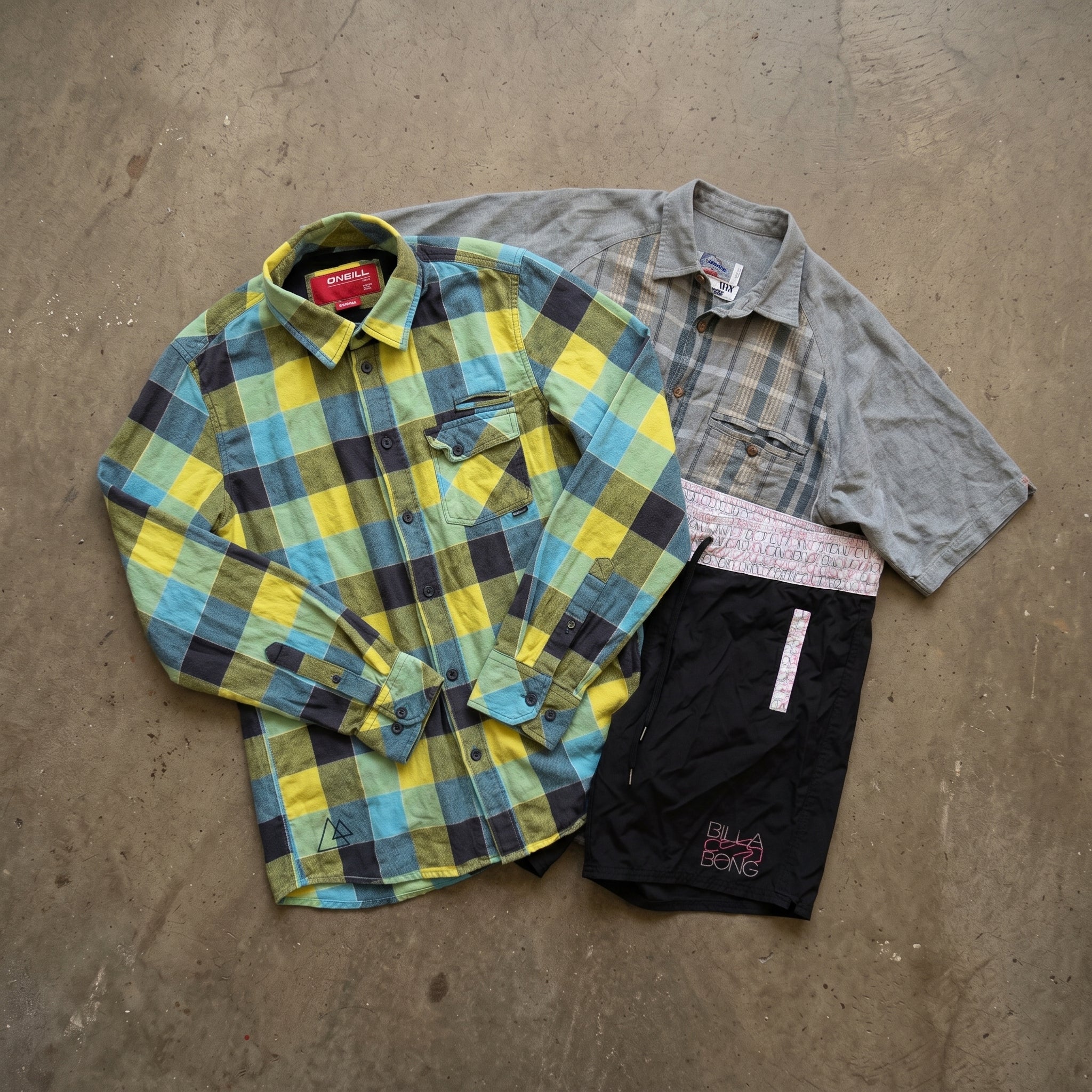 MIX ROPA DE SURF